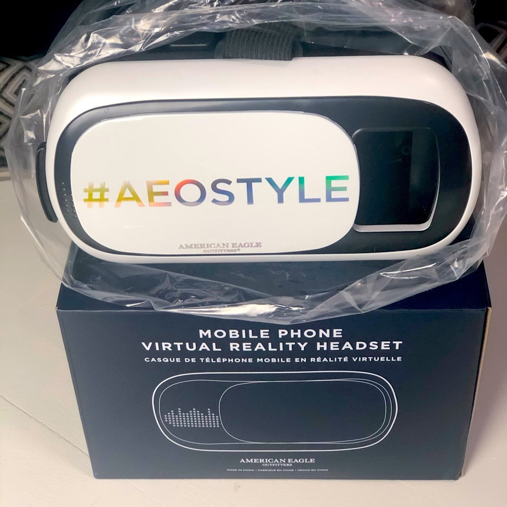 Virtual Reality Headset